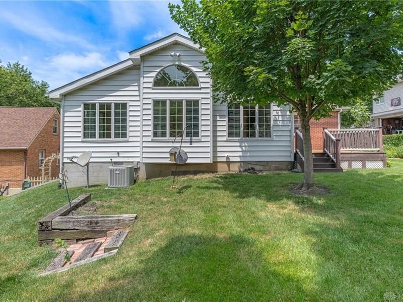 216 S Pelham Drive, Kettering, OH 45429 Photo 3