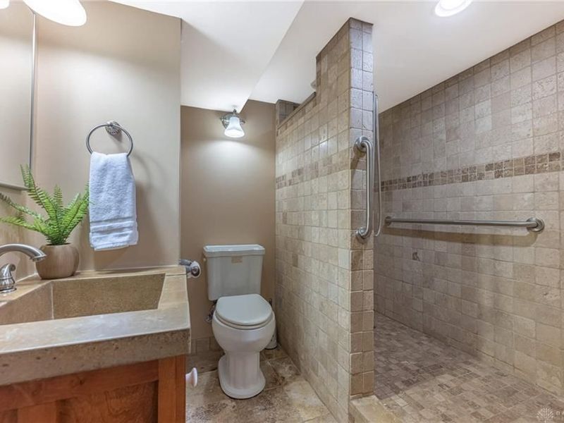 216 S Pelham Drive, Kettering, OH 45429 Photo 8