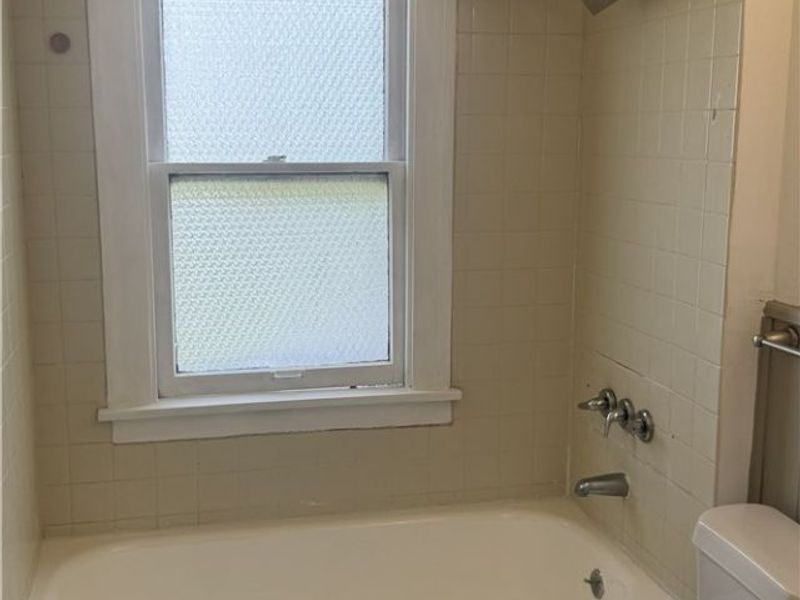 8502 Grand Division Avenue, Garfield Heights, OH 44125 Photo 9