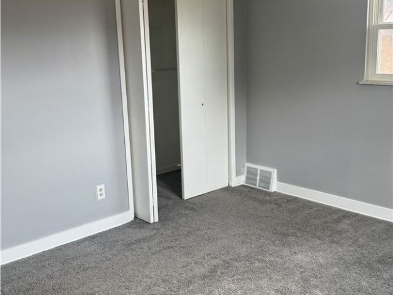 16209 Maplewood Court, Maple Heights, OH 44137 Photo 8