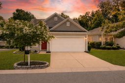 2658 Woodfield Court photo 4