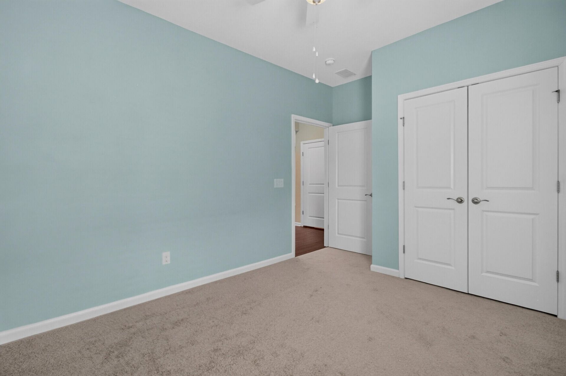 2658 Woodfield Court Photo 35