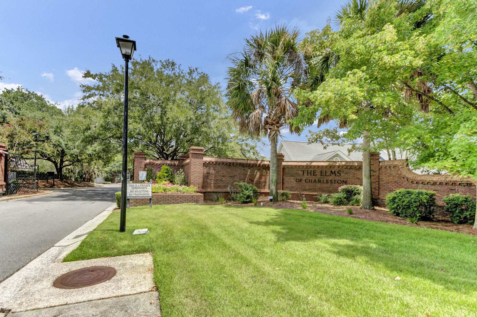 2658 Woodfield Court Photo 39