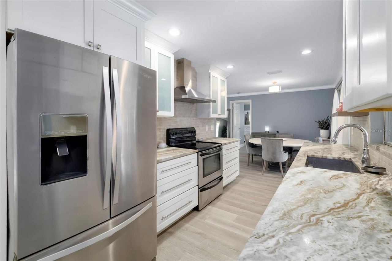 3304 Spring Mill Circle, Sarasota, FL 34239 Photo