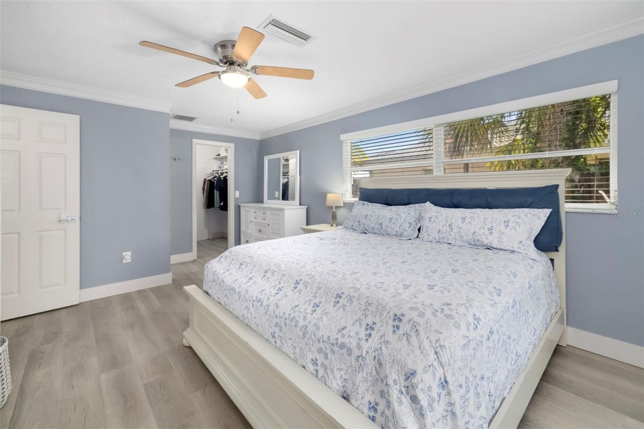 3304 Spring Mill Circle, Sarasota, FL 34239 Photo
