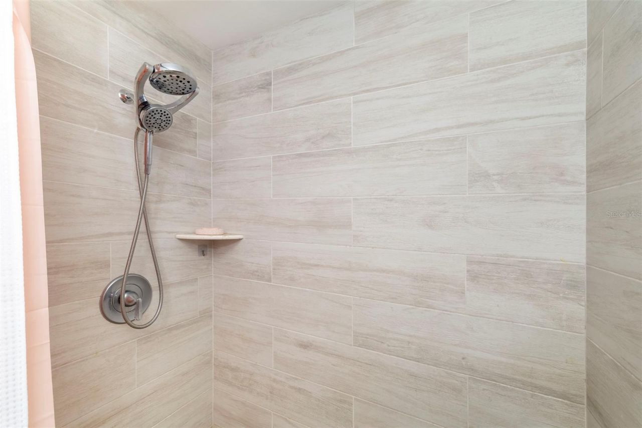 3304 Spring Mill Circle, Sarasota, FL 34239 Photo