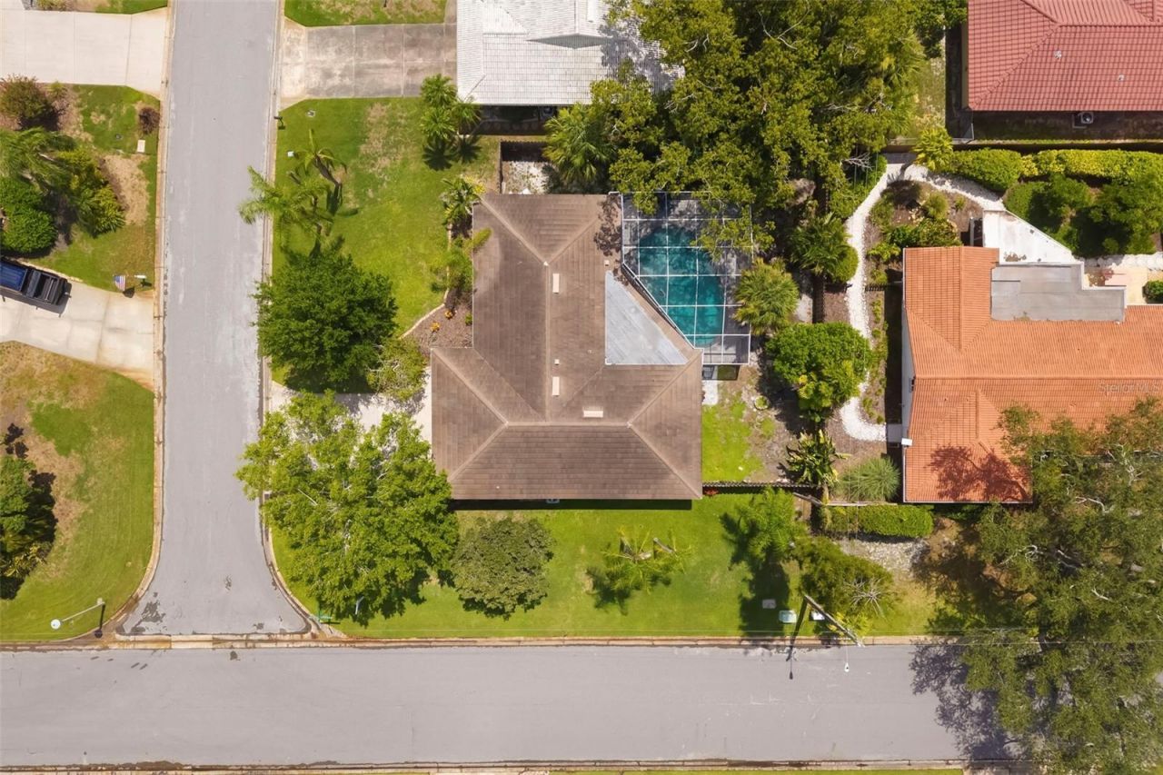 3304 Spring Mill Circle, Sarasota, FL 34239 Photo
