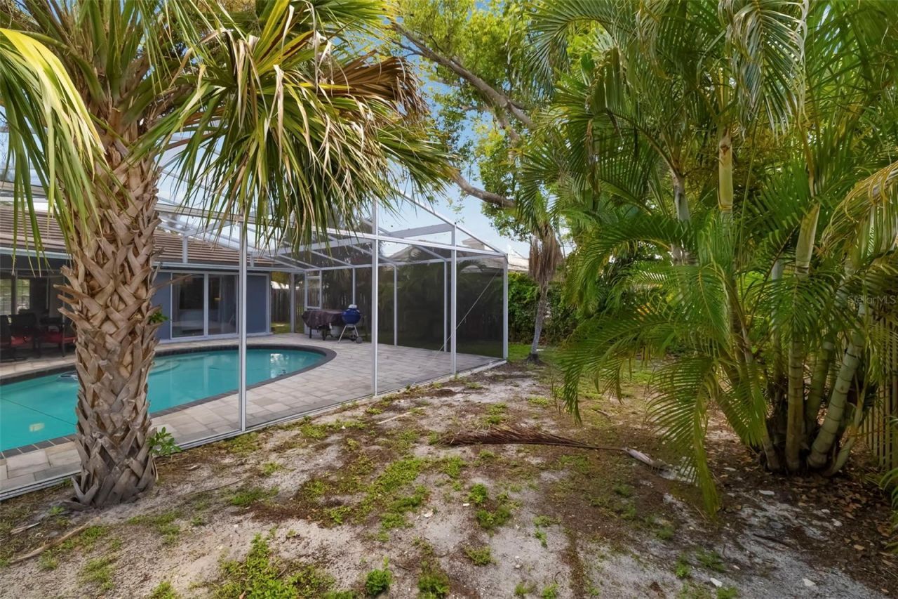 3304 Spring Mill Circle, Sarasota, FL 34239 Photo