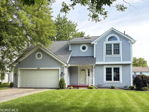 683 Indian Wells Lane, Perrysburg, OH 43551