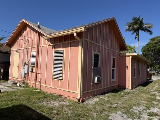 1009 S Pine Street, Lake Worth Beach, FL 33460 Photo