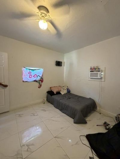 1009 S Pine Street, Lake Worth Beach, FL 33460 Photo