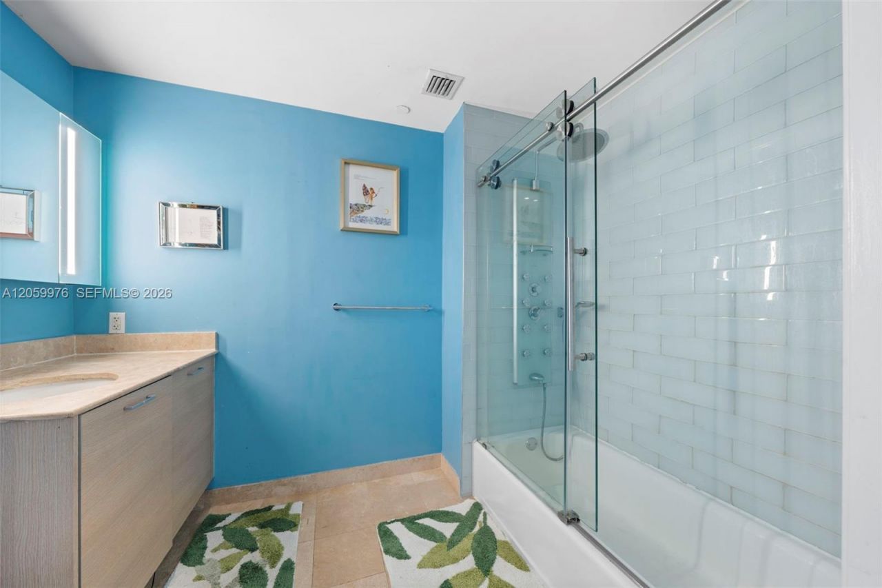 350 NE 24th St, Unit 703, Miami, FL 33137 Photo