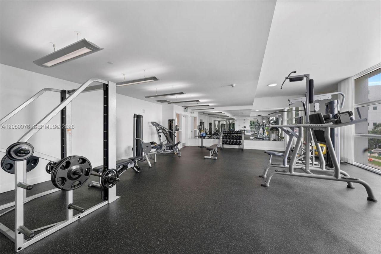 350 NE 24th St, Unit 703, Miami, FL 33137 Photo