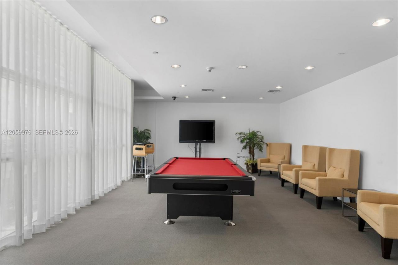 350 NE 24th St, Unit 703, Miami, FL 33137 Photo