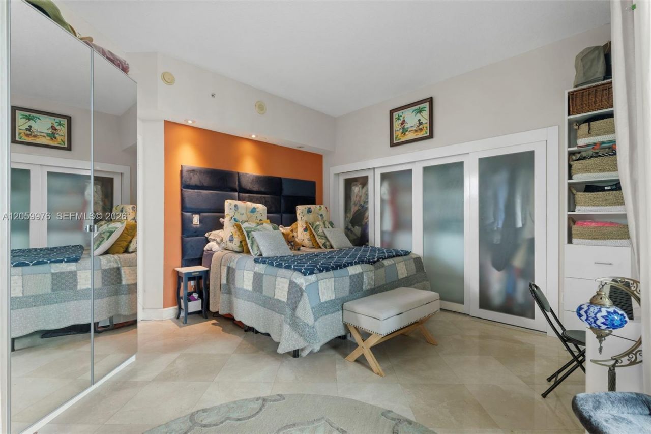 350 NE 24th St, Unit 703, Miami, FL 33137 Photo