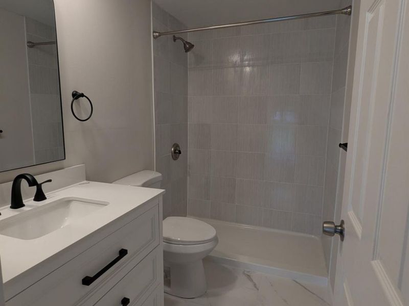 355 Grand Avenue, Unit 105, Cincinnati, OH 45205 Photo 8