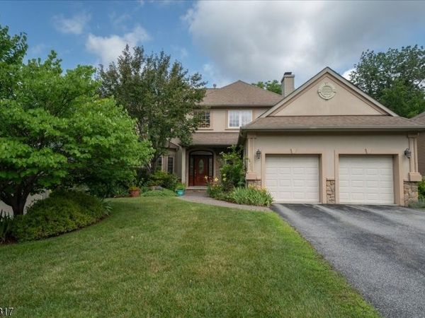 22 Bracken Hill Rd, Hardyston, NJ 07419