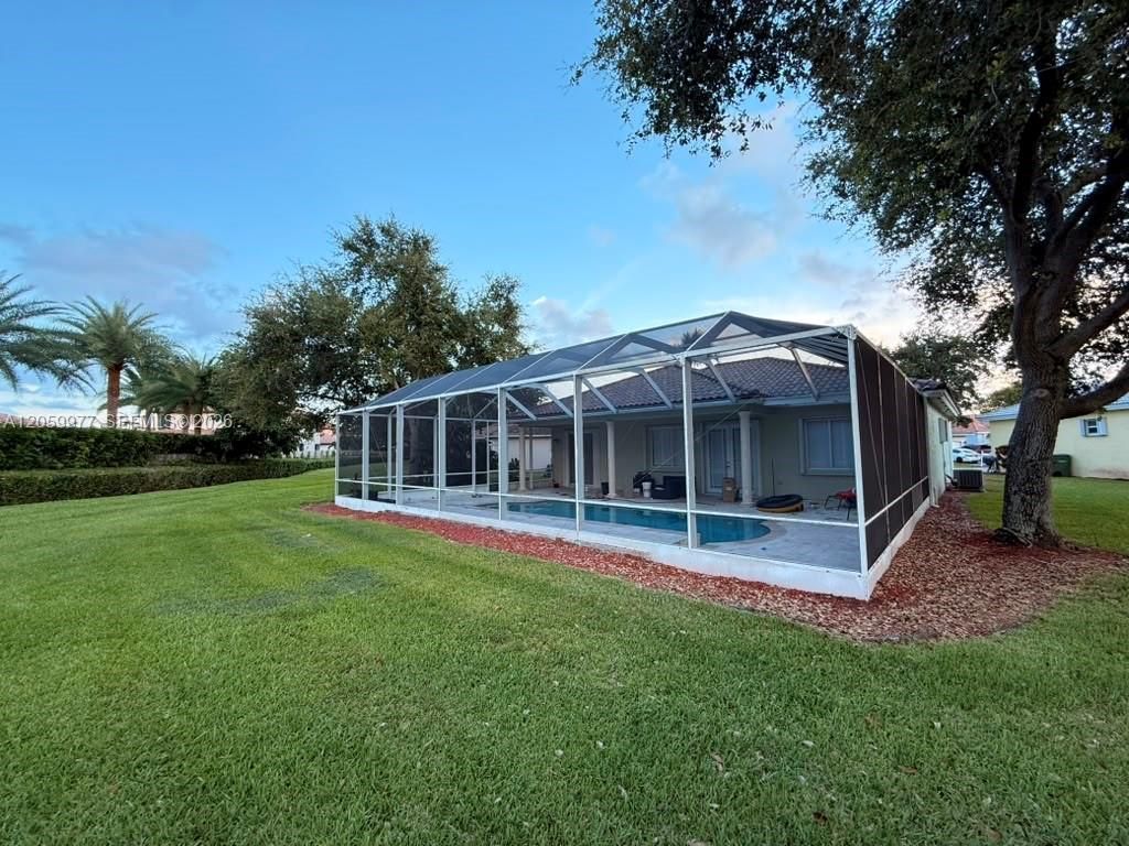 420 SE 23rd Ln, Unit 420, Homestead, FL 33033 Photo