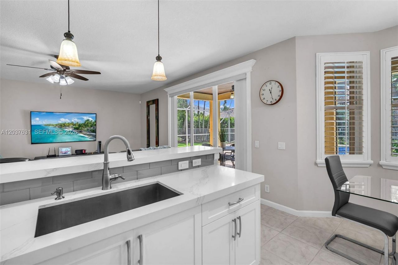 4110 Laurel Ridge Cir , Weston, FL 33331 Photo