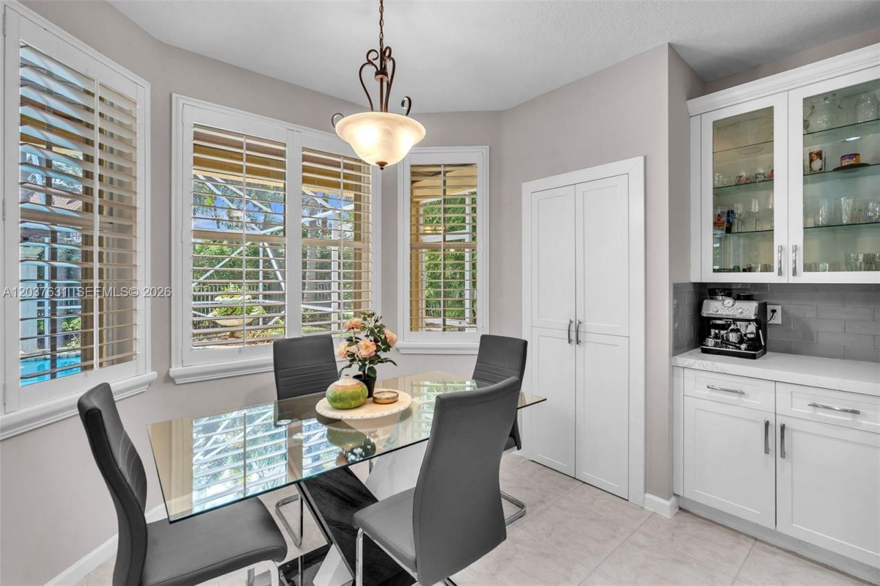 4110 Laurel Ridge Cir , Weston, FL 33331 Photo