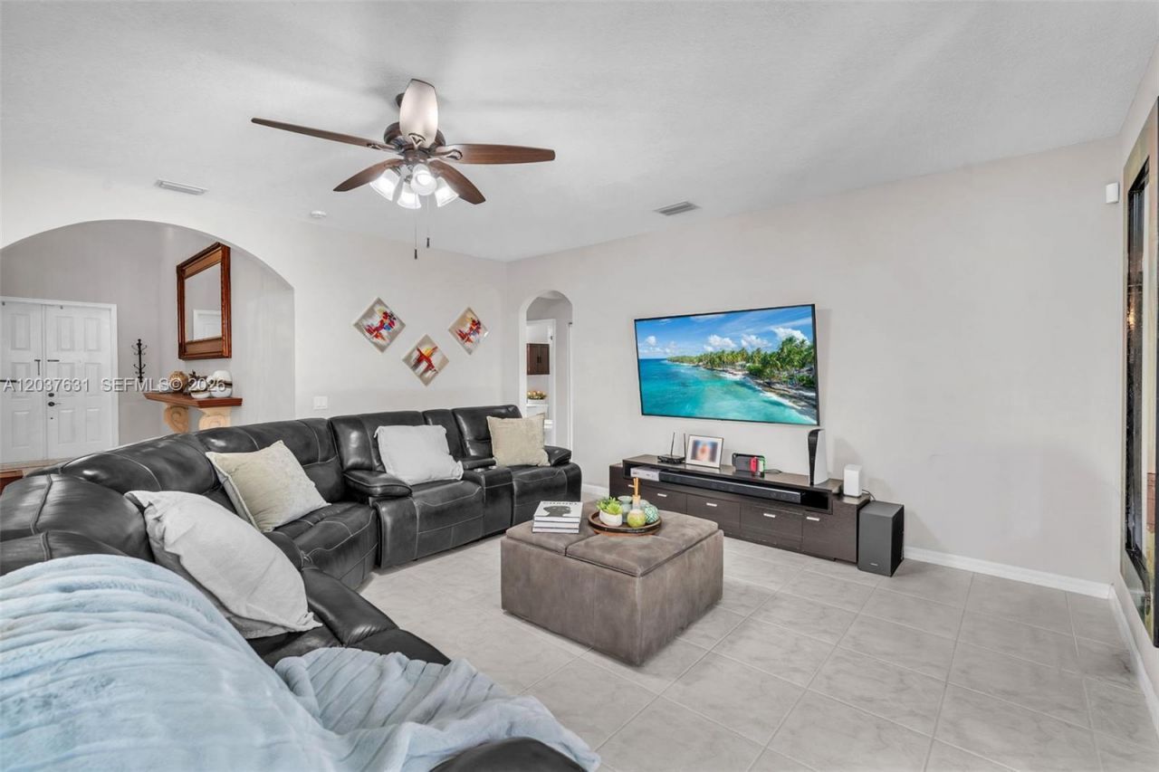 4110 Laurel Ridge Cir , Weston, FL 33331 Photo