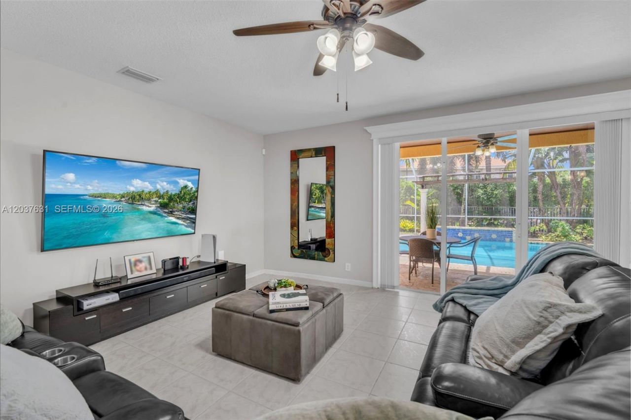 4110 Laurel Ridge Cir , Weston, FL 33331 Photo