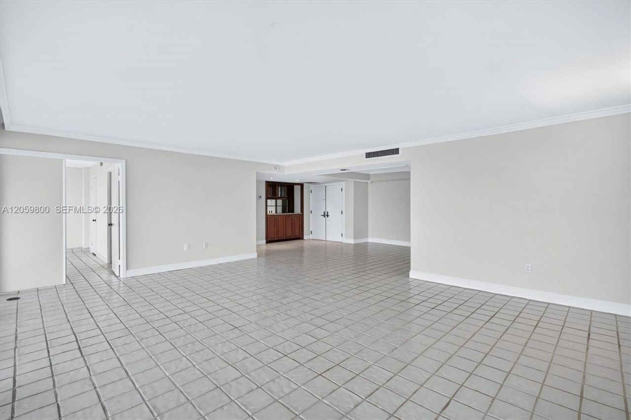 1 Grove Isle , Unit 506, Miami, FL 33133 Photo
