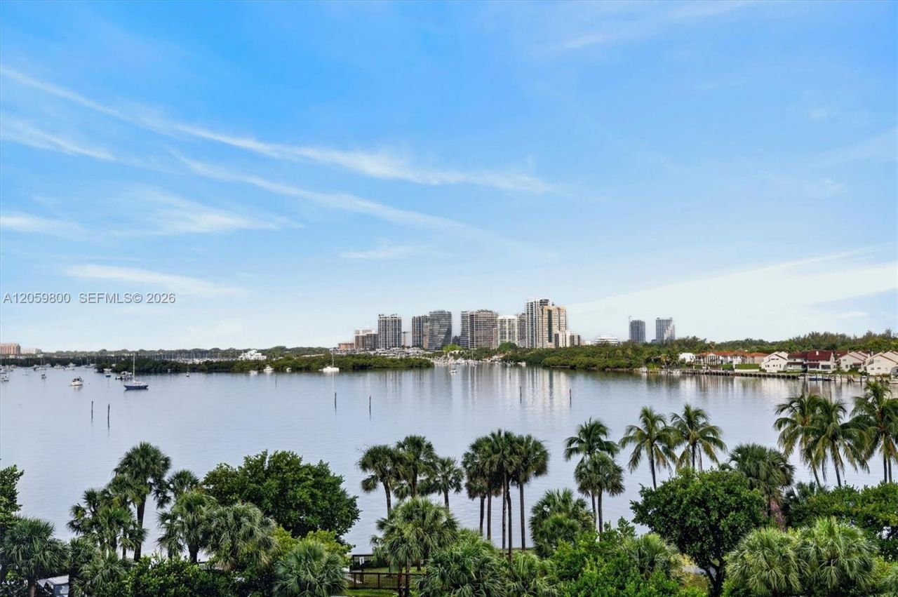 1 Grove Isle , Unit 506, Miami, FL 33133 Photo