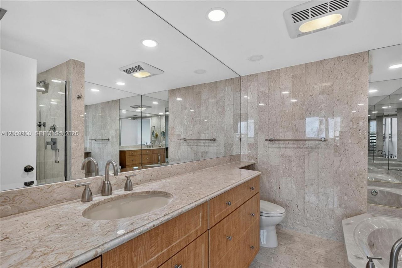1 Grove Isle , Unit 506, Miami, FL 33133 Photo