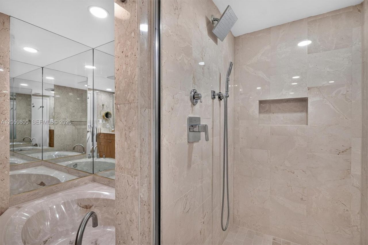 1 Grove Isle , Unit 506, Miami, FL 33133 Photo