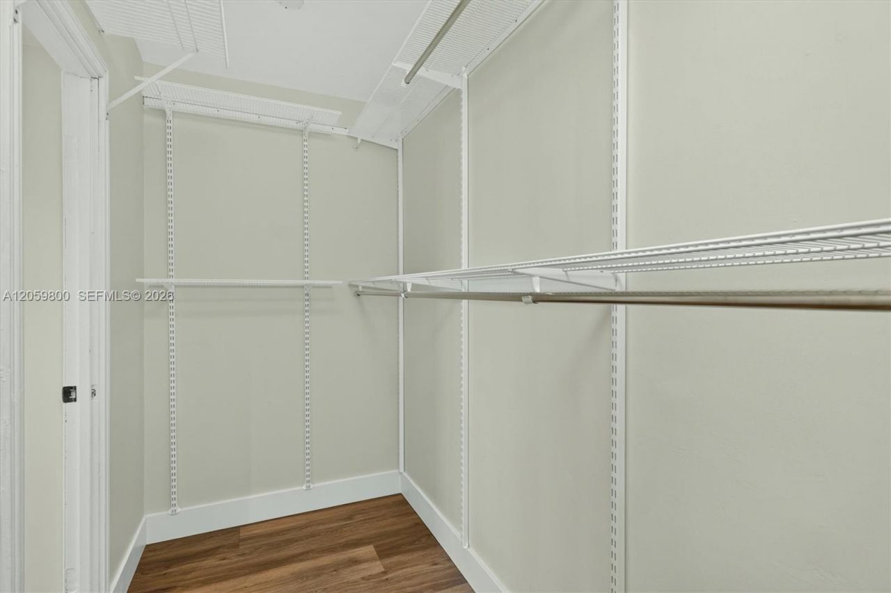 1 Grove Isle , Unit 506, Miami, FL 33133 Photo