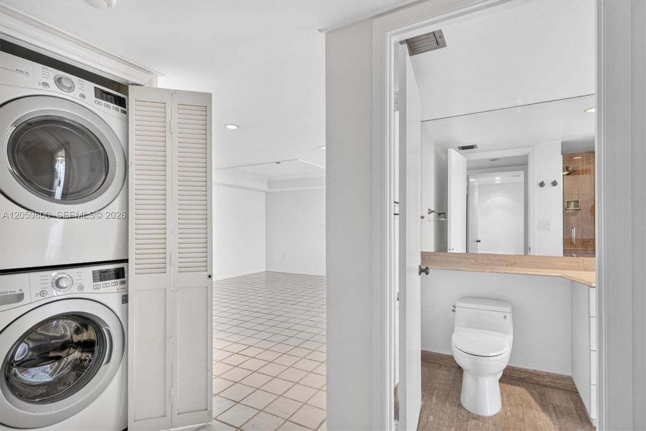 1 Grove Isle , Unit 506, Miami, FL 33133 Photo