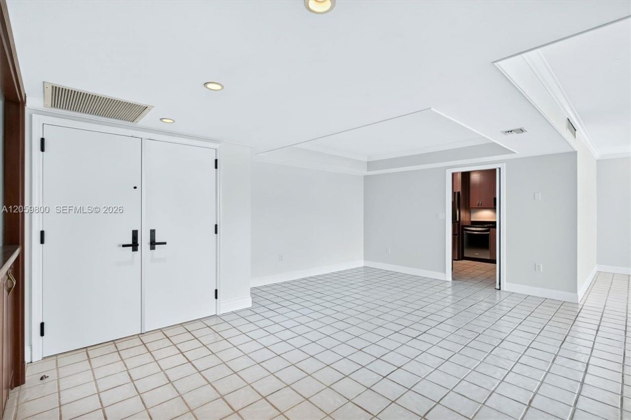 1 Grove Isle , Unit 506, Miami, FL 33133 Photo