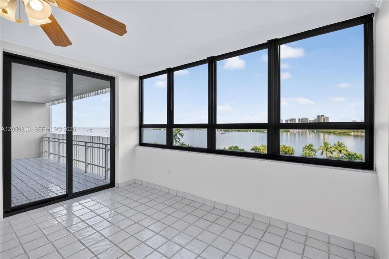 1 Grove Isle , Unit 506, Miami, FL 33133 Photo