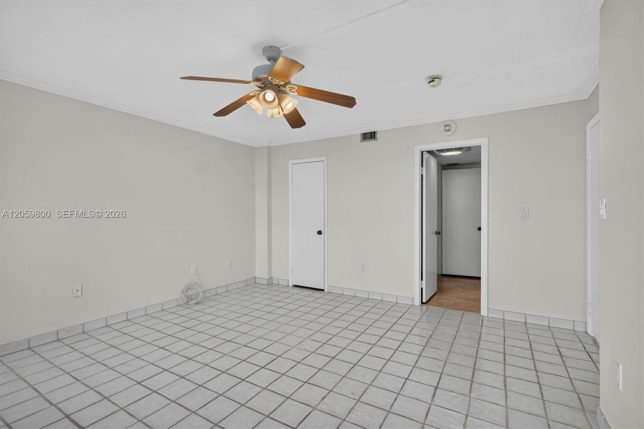 1 Grove Isle , Unit 506, Miami, FL 33133 Photo