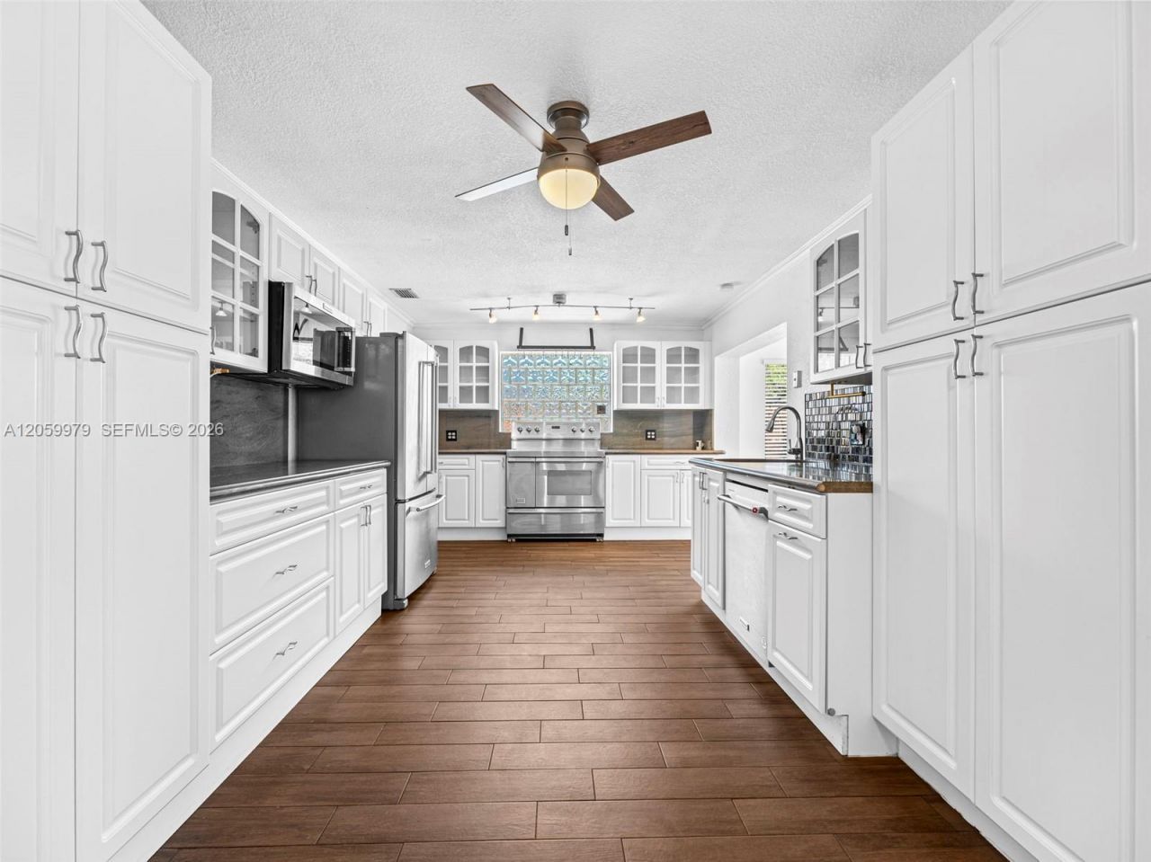 2021 N 52nd Ave, Hollywood, FL 33021 Photo