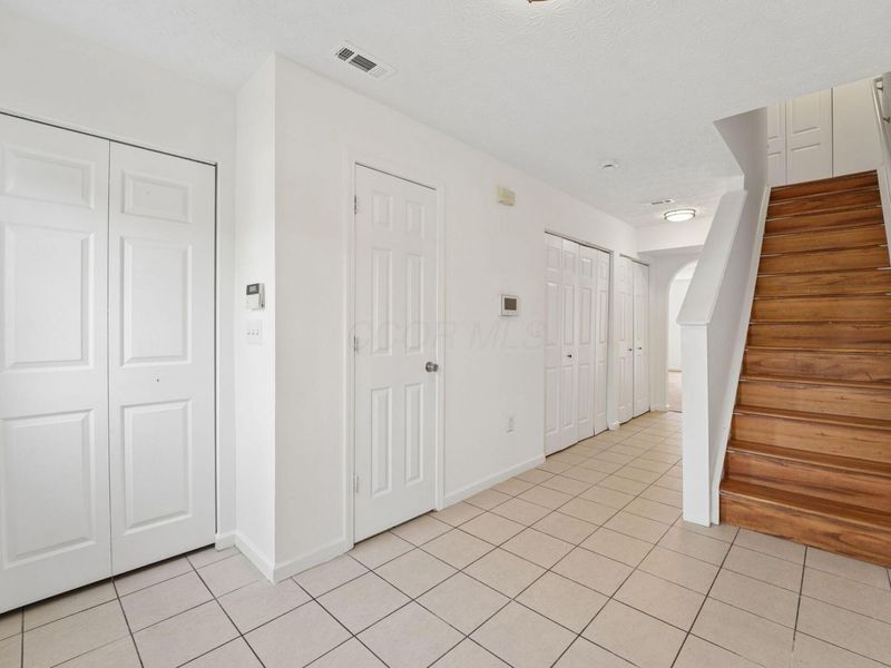 4149 Town Square Drive, Canal Winchester, OH 43110 Photo 8