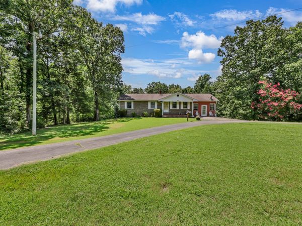 931 Bumpus Mills Rd , Dover, TN 37058