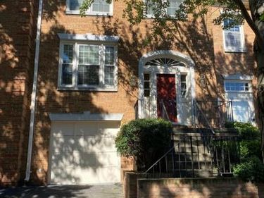 216 GRETNA GREEN COURT , ALEXANDRIA, VA 22304