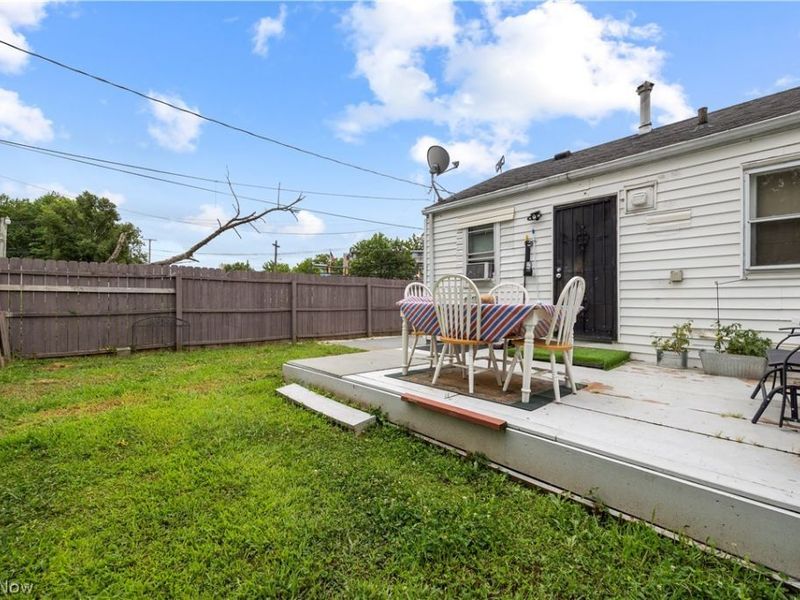 12502 Leeila Avenue, Cleveland, OH 44135 Photo 22