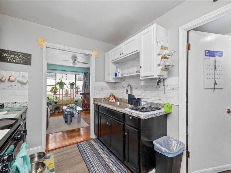 12502 Leeila Avenue, Cleveland, OH 44135 Photo 9