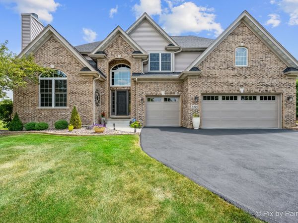 5226 Greenshire Circle , Lake In The Hills, IL 60156