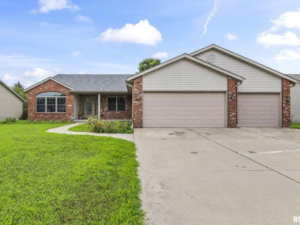 1408 SEQUOIA Drive, Chatham, IL 62629