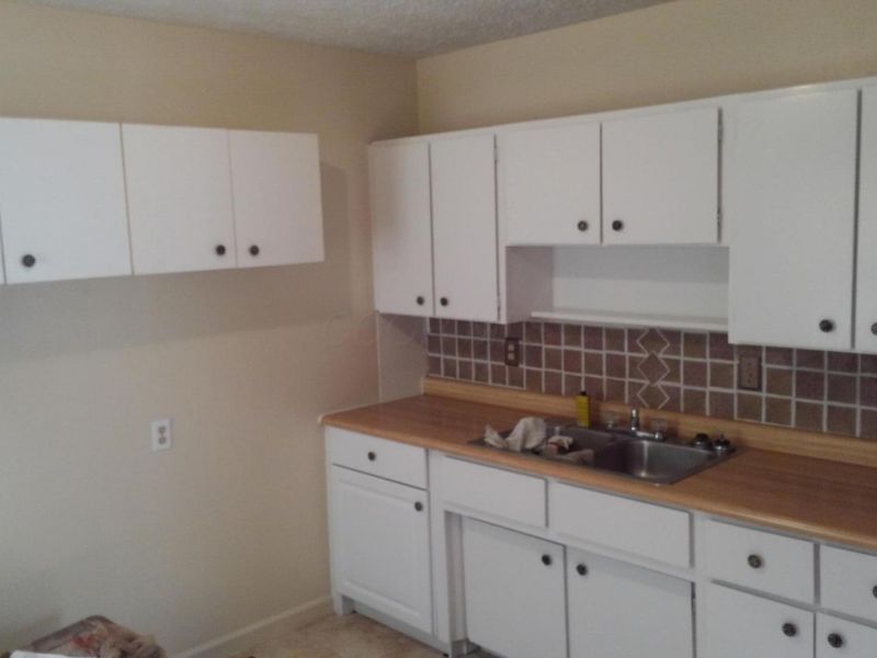 815 Chestershire Road , Columbus, OH 43204 Photo 3