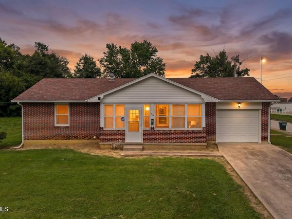 1402 WESTMINSTER AVENUE, Fulton, MO 65251