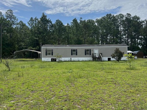 7526 Maple Swamp Rd., Gresham, SC 29546