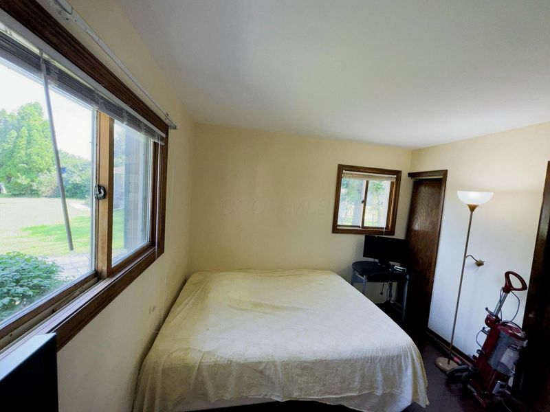 3908 Glenfield Road , Columbus, OH 43232 Photo 10