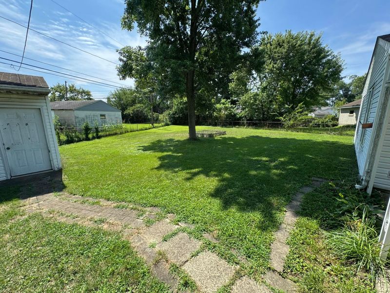 3908 Glenfield Road , Columbus, OH 43232 Photo 17