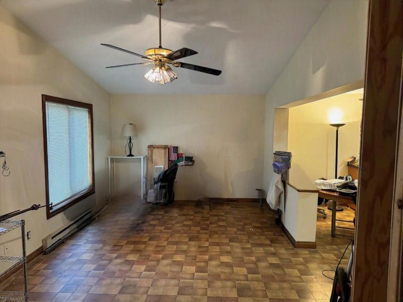 3908 Glenfield Road , Columbus, OH 43232 Photo 2