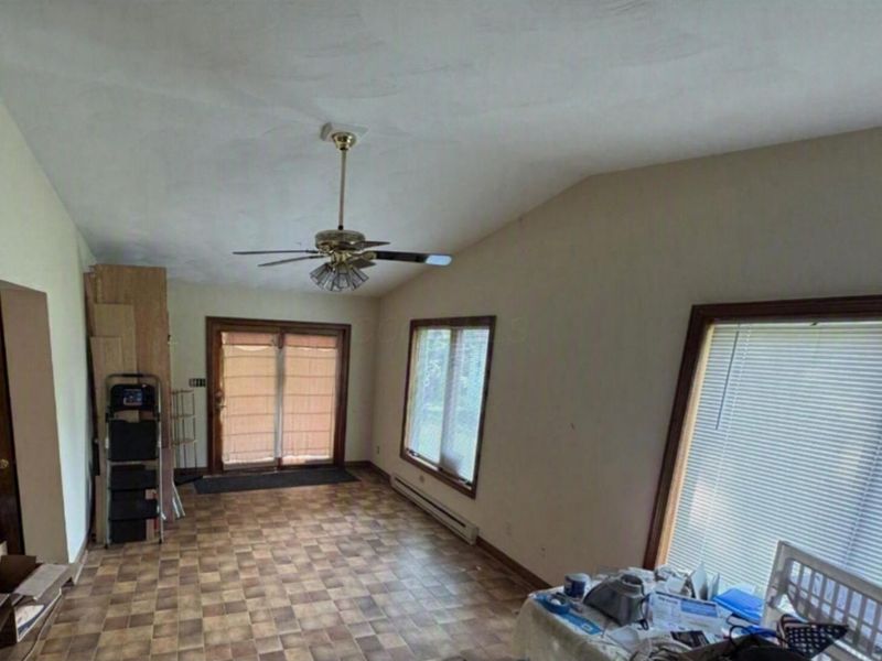 3908 Glenfield Road , Columbus, OH 43232 Photo 3